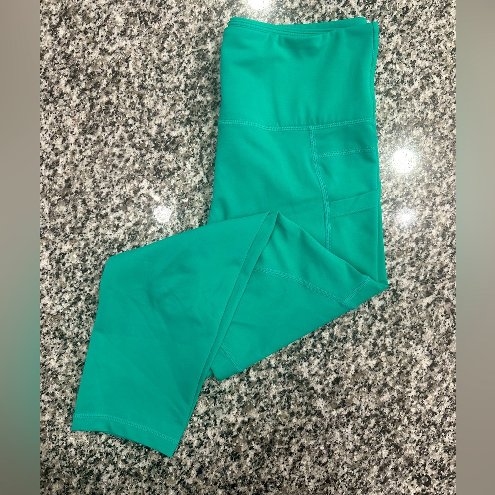 Zyia Light n Tight Capri